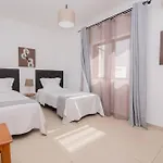 Avo Vitoria By Innkeeper Guia (Faro)