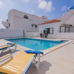 Villa Avo Vitoria By Innkeeper