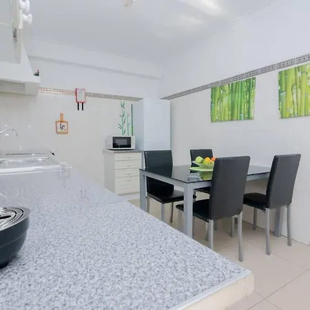 Avo Vitoria By Innkeeper