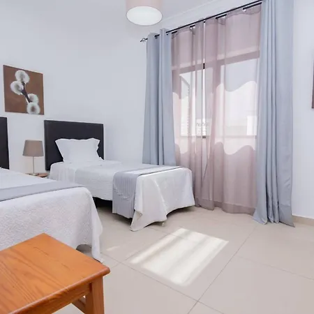 Avo Vitoria By Innkeeper Guia (Faro)