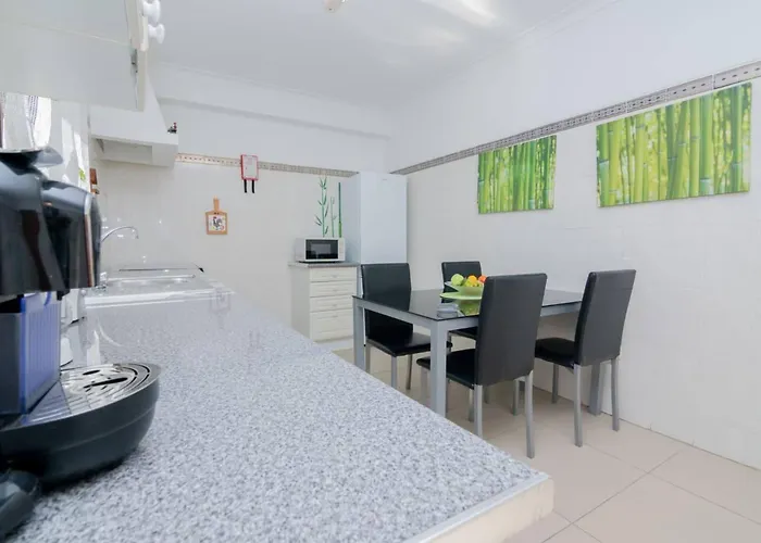 Avo Vitoria By Innkeeper