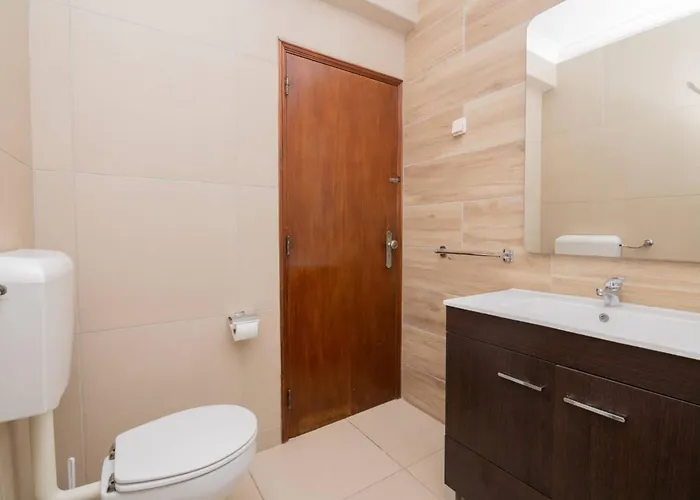 Villa Avo Vitoria By Innkeeper